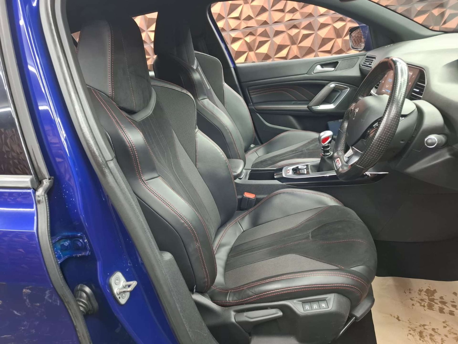 Used Peugeot 308 2017 for sale - 76921386: Photo 8