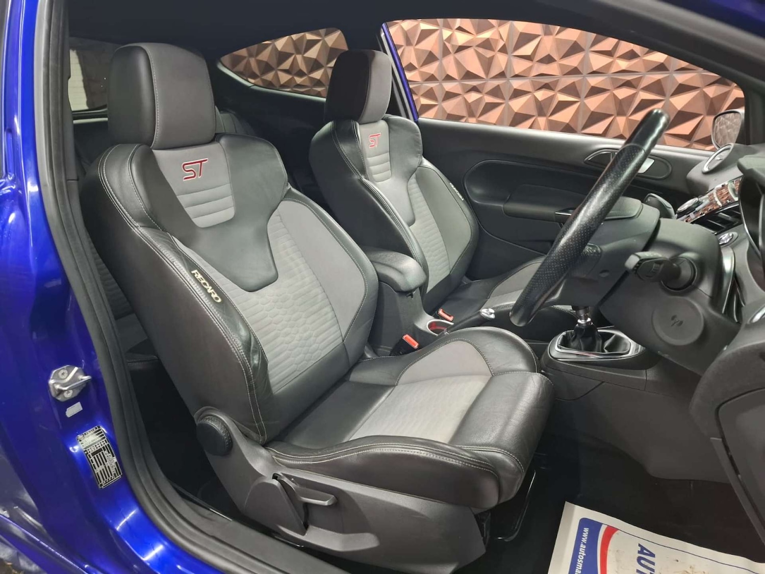 Used Ford Fiesta 2017 for sale - 76921325: Photo 8