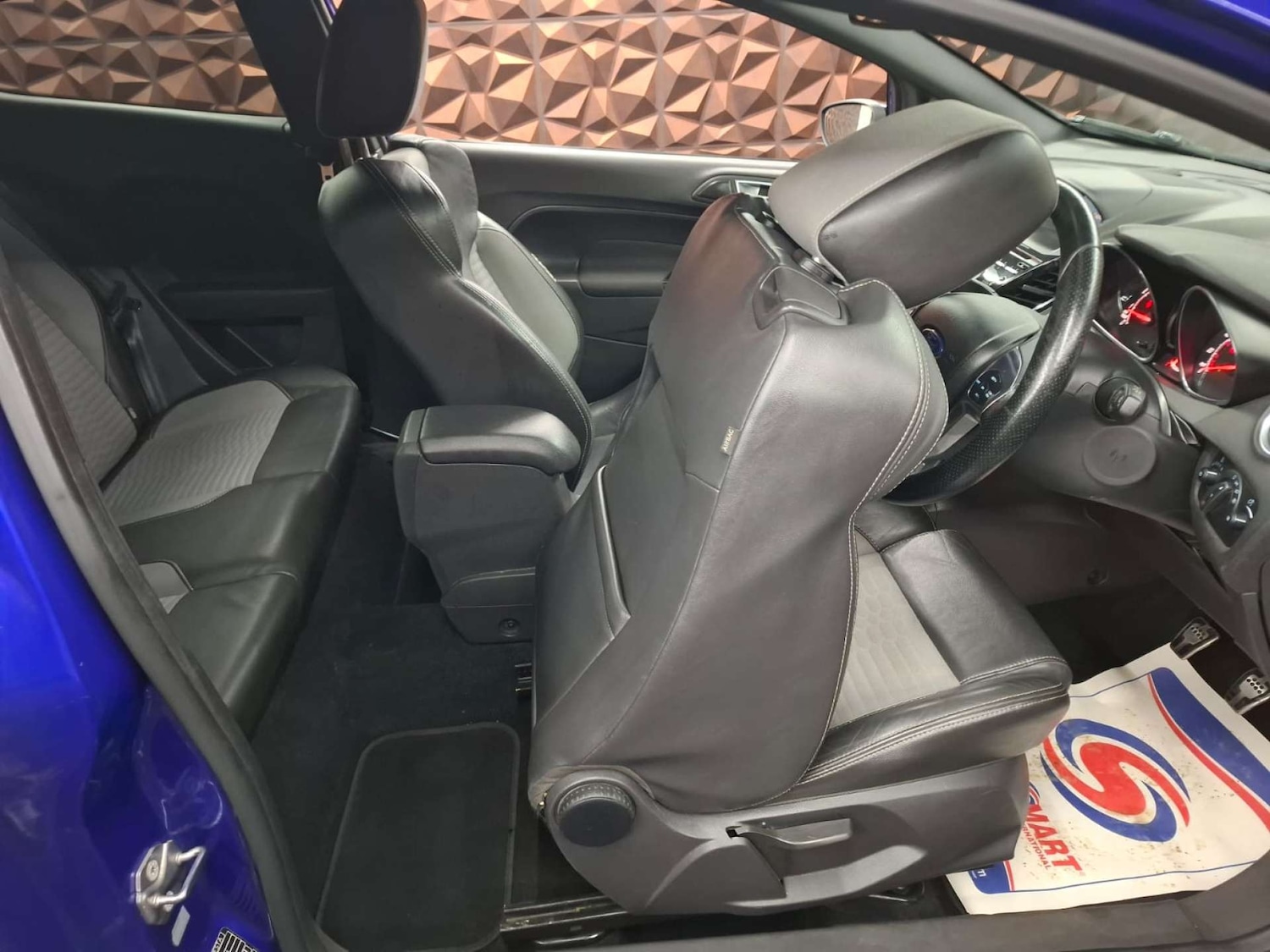 Used Ford Fiesta 2017 for sale - 76921325: Photo 9