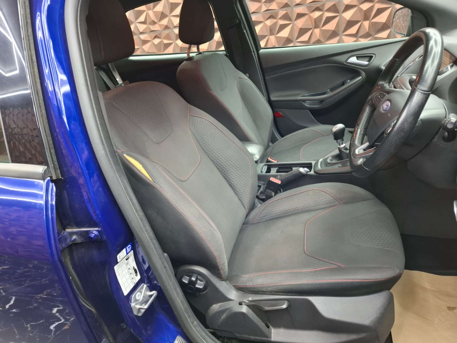 Used Ford Focus 2018 for sale - 77151305: Photo 12