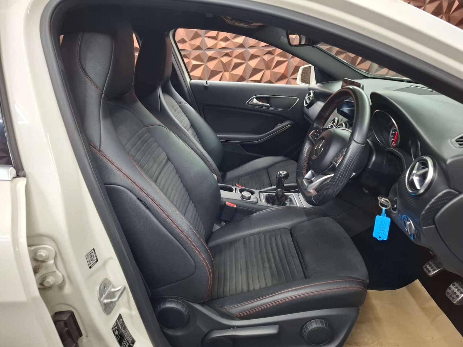 Used Mercedes-Benz A-Class 2017 for sale - 77160653: Photo 8