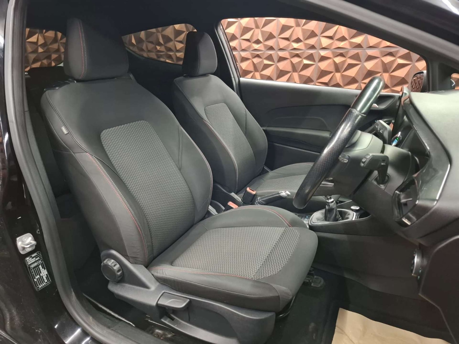 Used Ford Fiesta 2018 for sale - 77151147: Photo 8