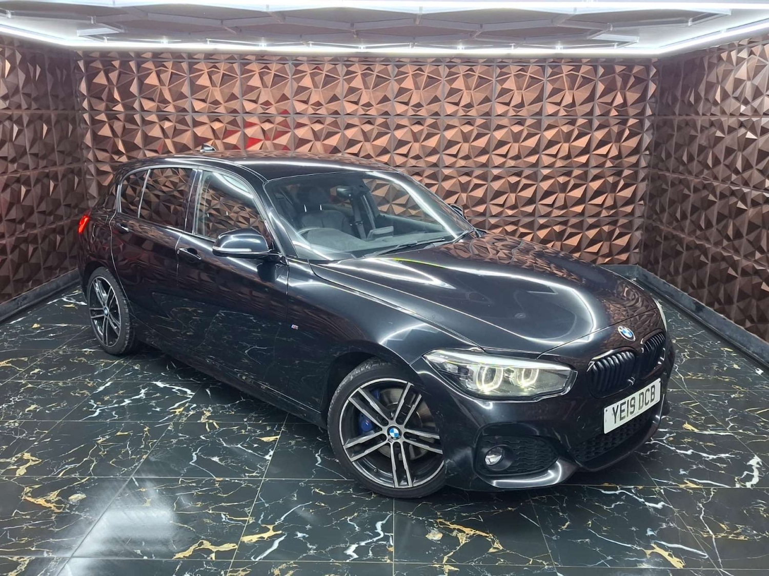 Used BMW 1 Series 2019 for sale - 76921468: Photo 1