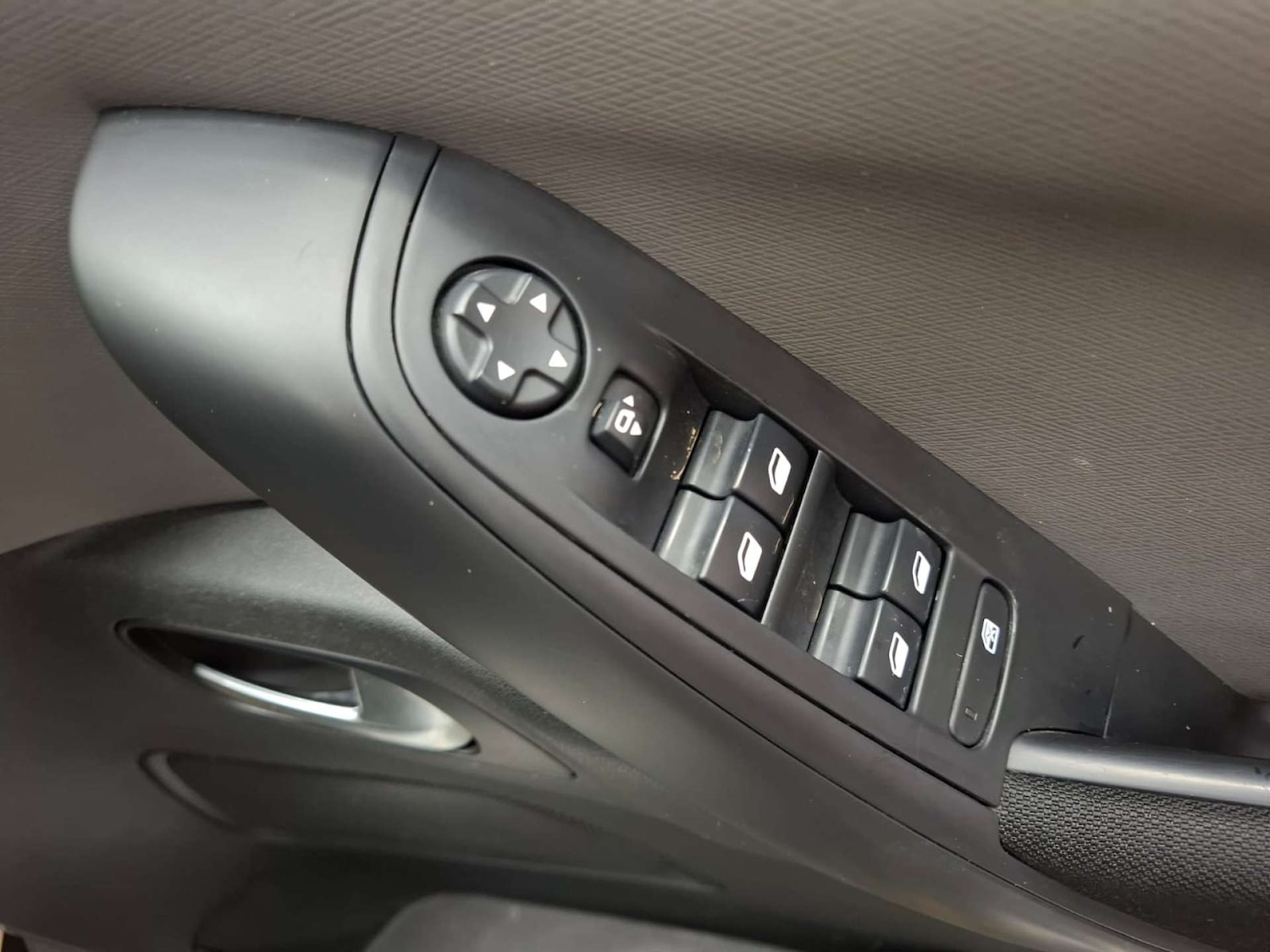 Used Citroen C4 Grand Picasso 2014 for sale - 76921299: Photo 11