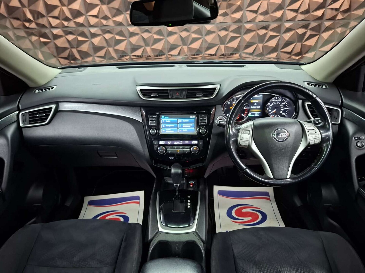 Used Nissan X-Trail 2015 for sale - 76921410: Photo 25