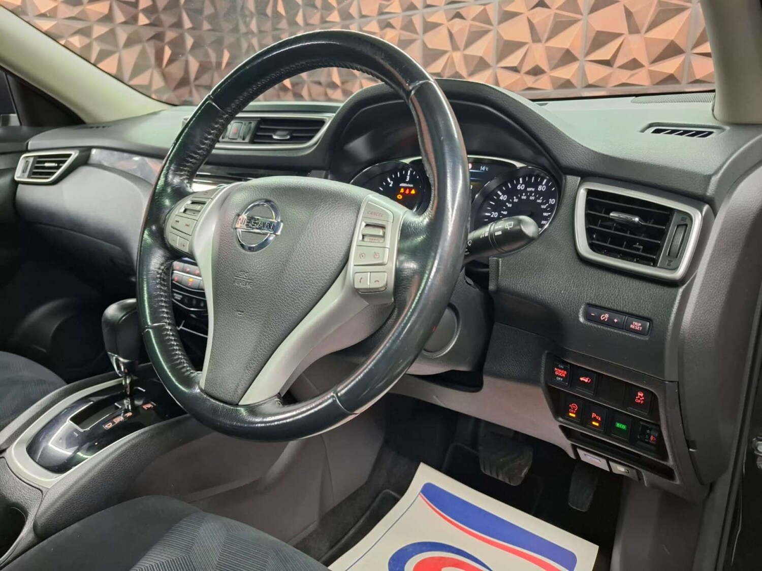 Used Nissan X-Trail 2015 for sale - 76921410: Photo 28