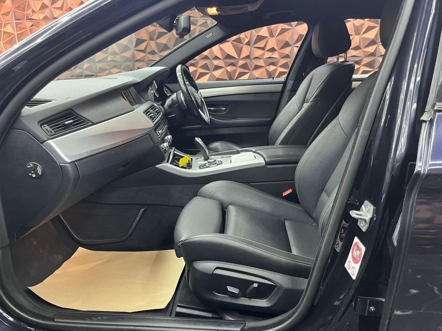 Used BMW 5 Series 2016 for sale - 76921418: Photo 16