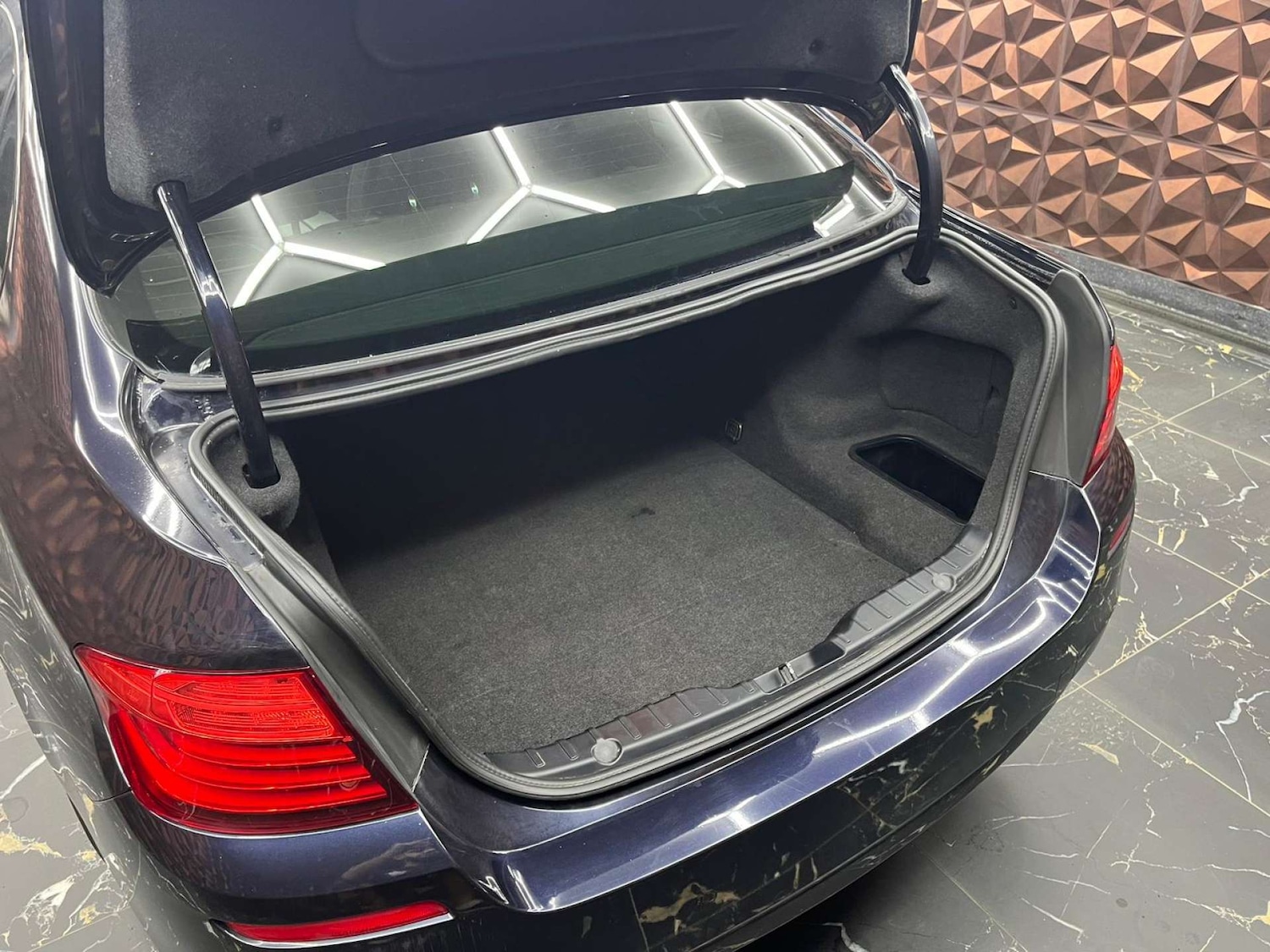 Used BMW 5 Series 2016 for sale - 76921418: Photo 37