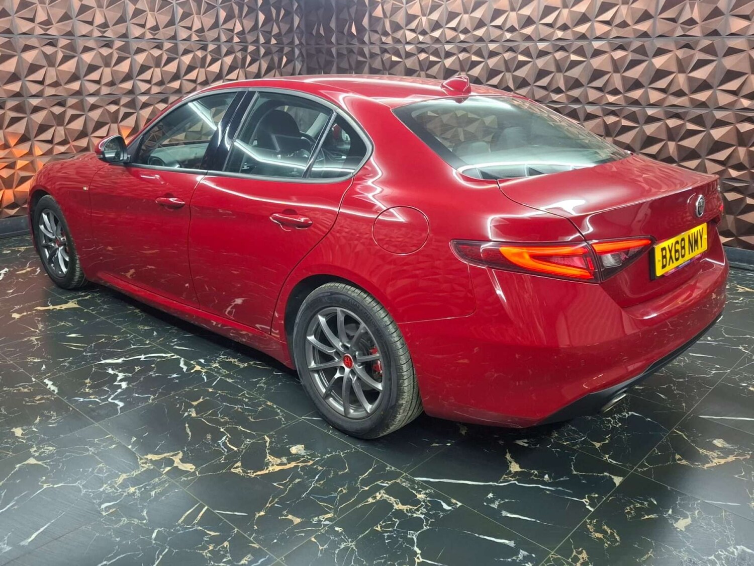 Used Alfa Romeo Giulia 2018 for sale - 76921519: Photo 10