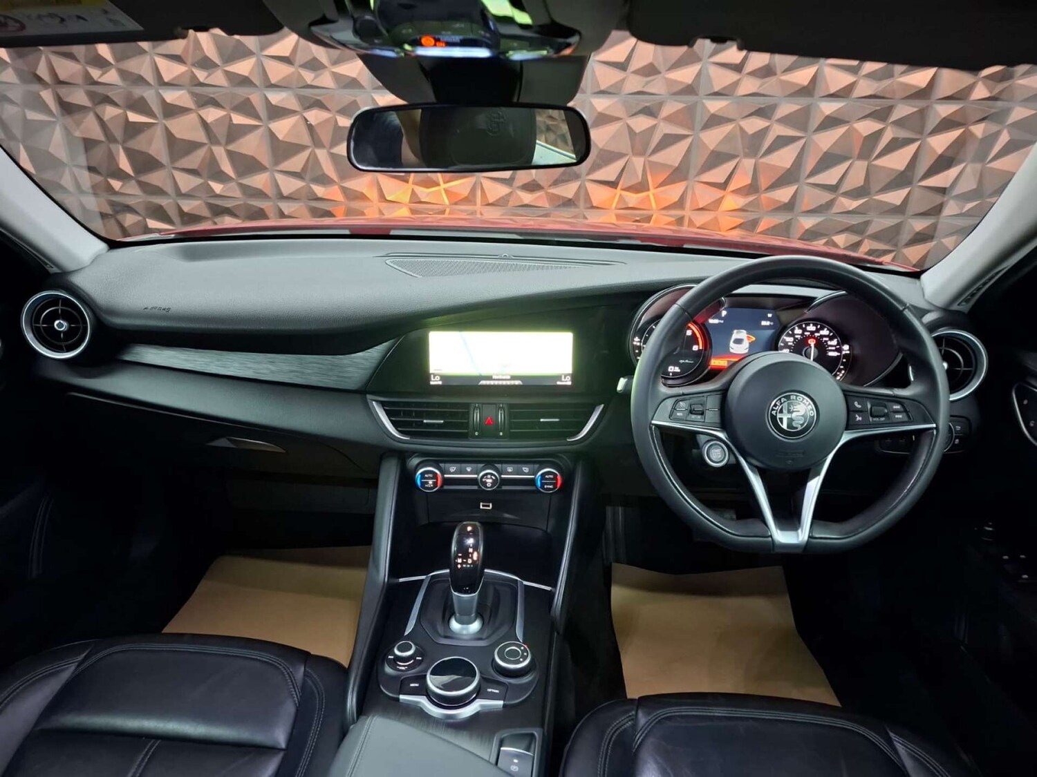 Used Alfa Romeo Giulia 2018 for sale - 76921519: Photo 14