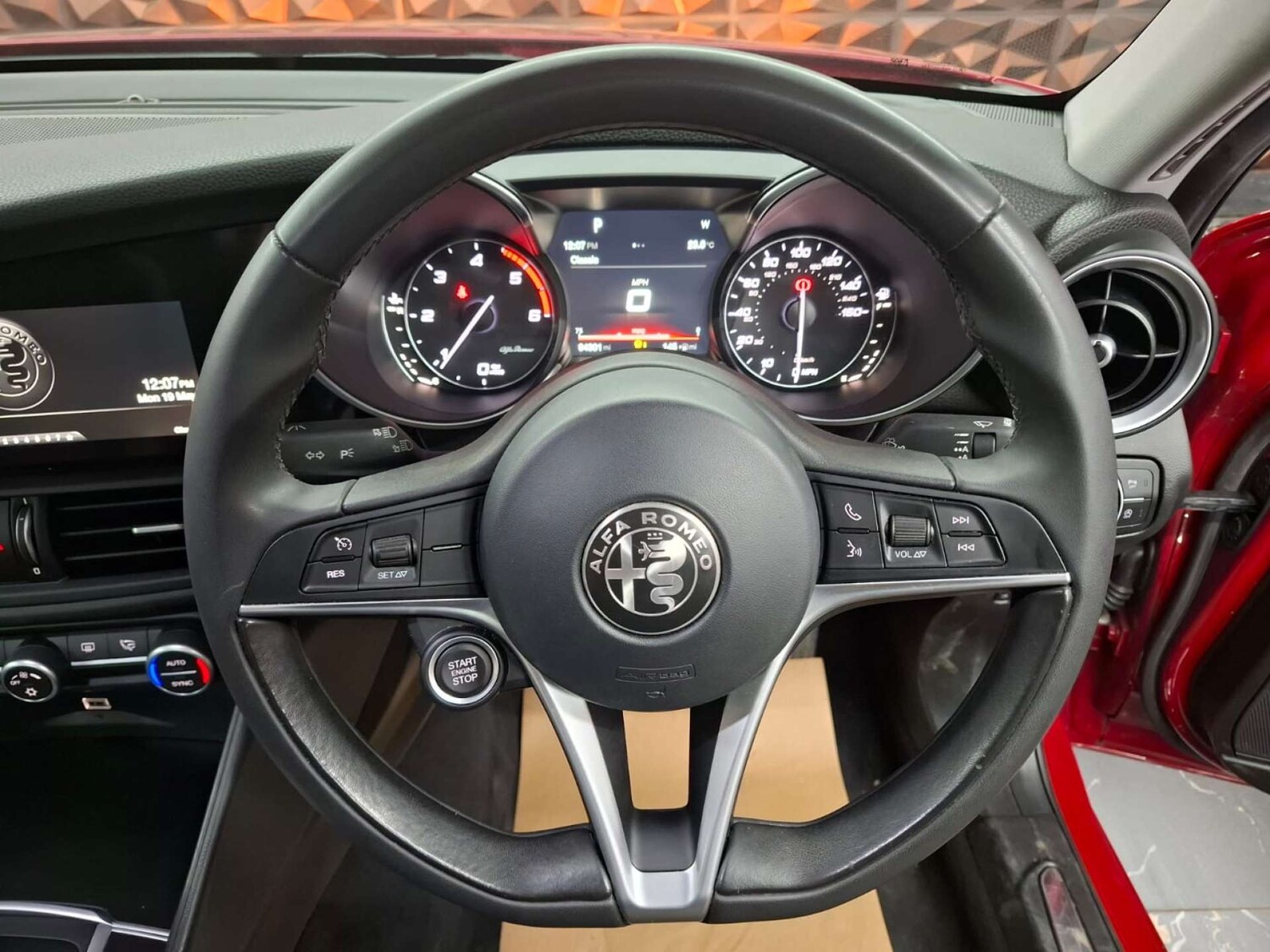 Used Alfa Romeo Giulia 2018 for sale - 76921519: Photo 21