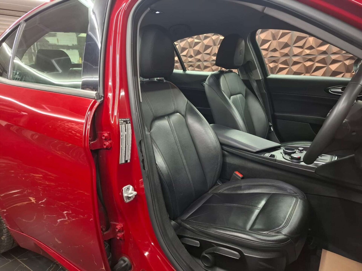 Used Alfa Romeo Giulia 2018 for sale - 76921519: Photo 25