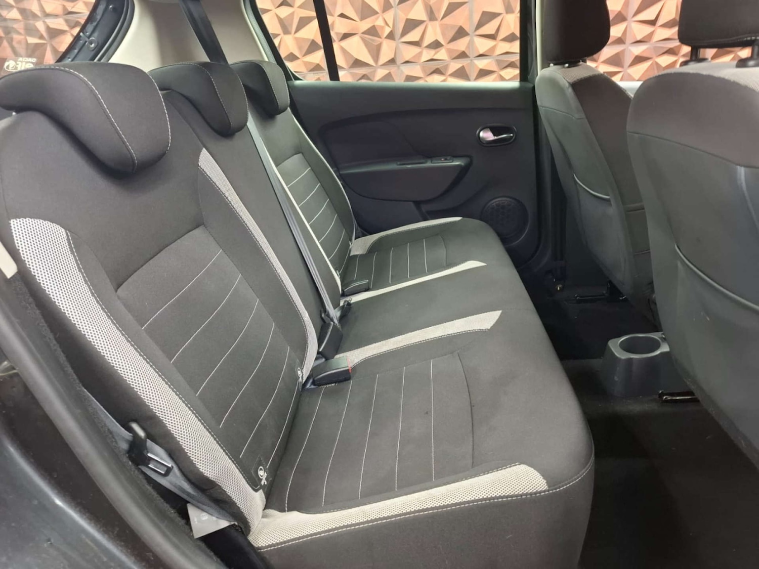 Used Dacia Sandero Stepway 2018 for sale - 76921500: Photo 13