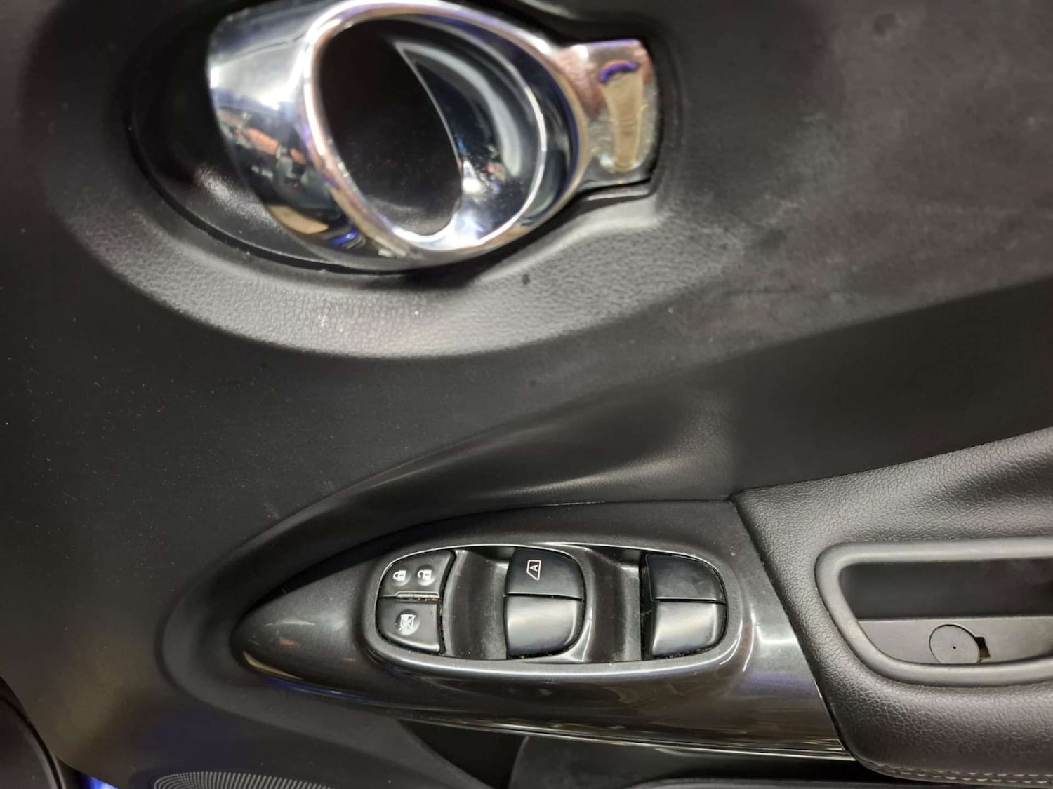 Used Nissan Juke 2018 for sale - 77151145: Photo 19