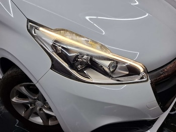 Used Peugeot 208 2015 for sale - 78963417: Photo