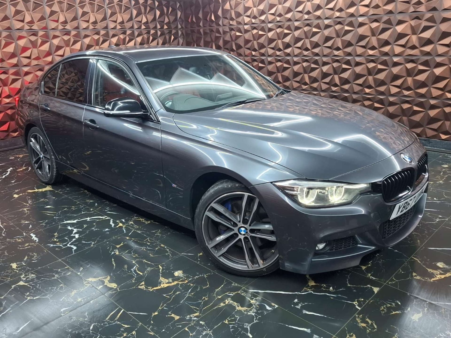 Used BMW 3 Series 2017 for sale - 76921427: Photo 1