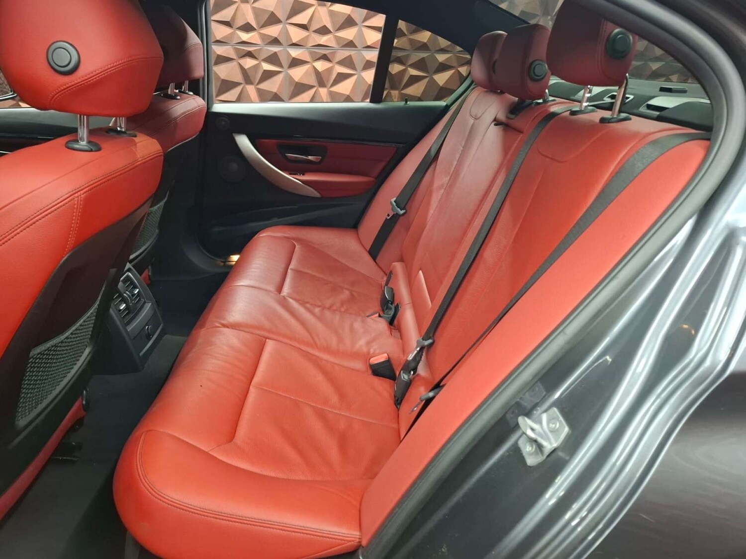 Used BMW 3 Series 2017 for sale - 76921427: Photo 12