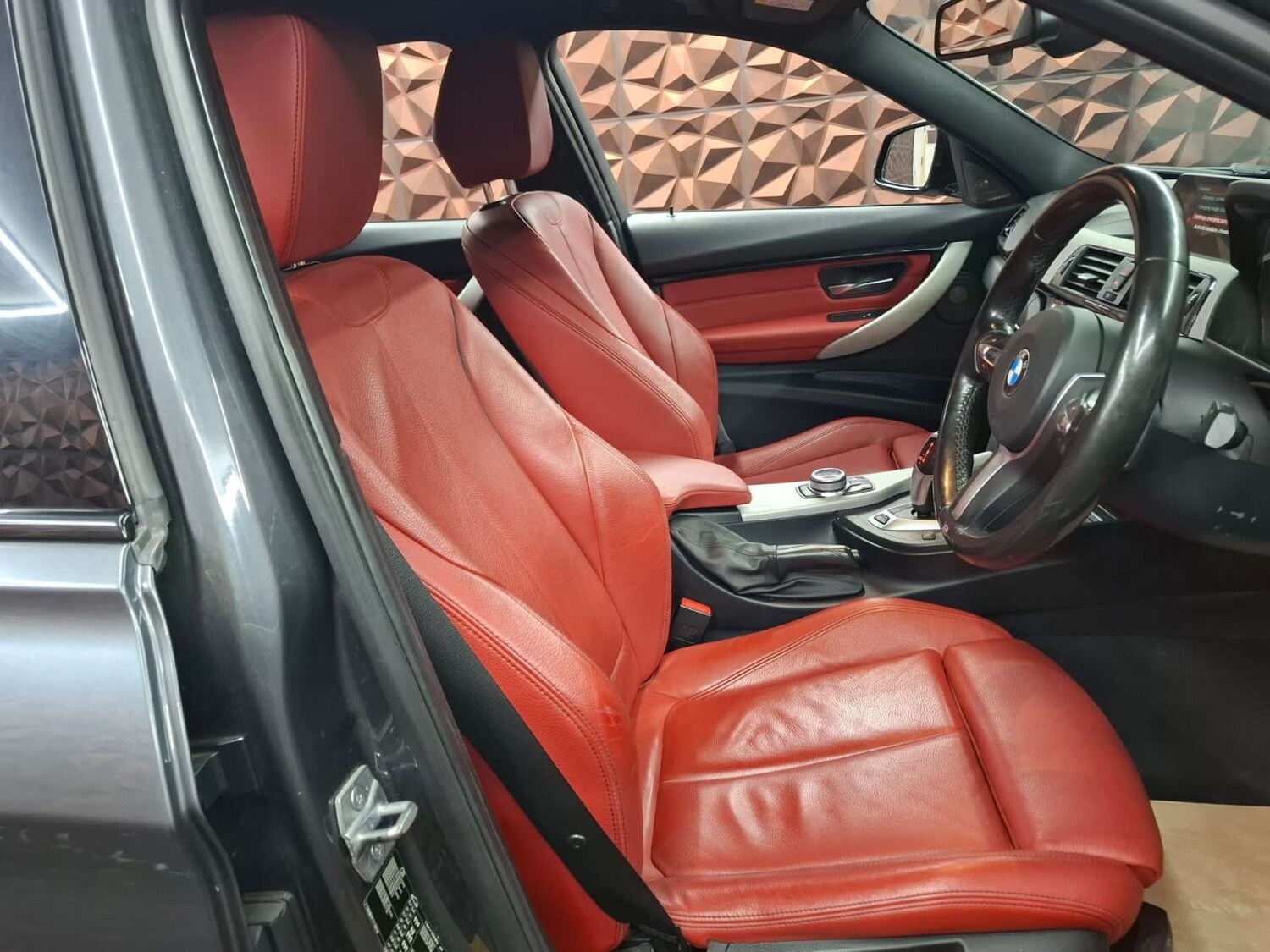 Used BMW 3 Series 2017 for sale - 76921427: Photo 7