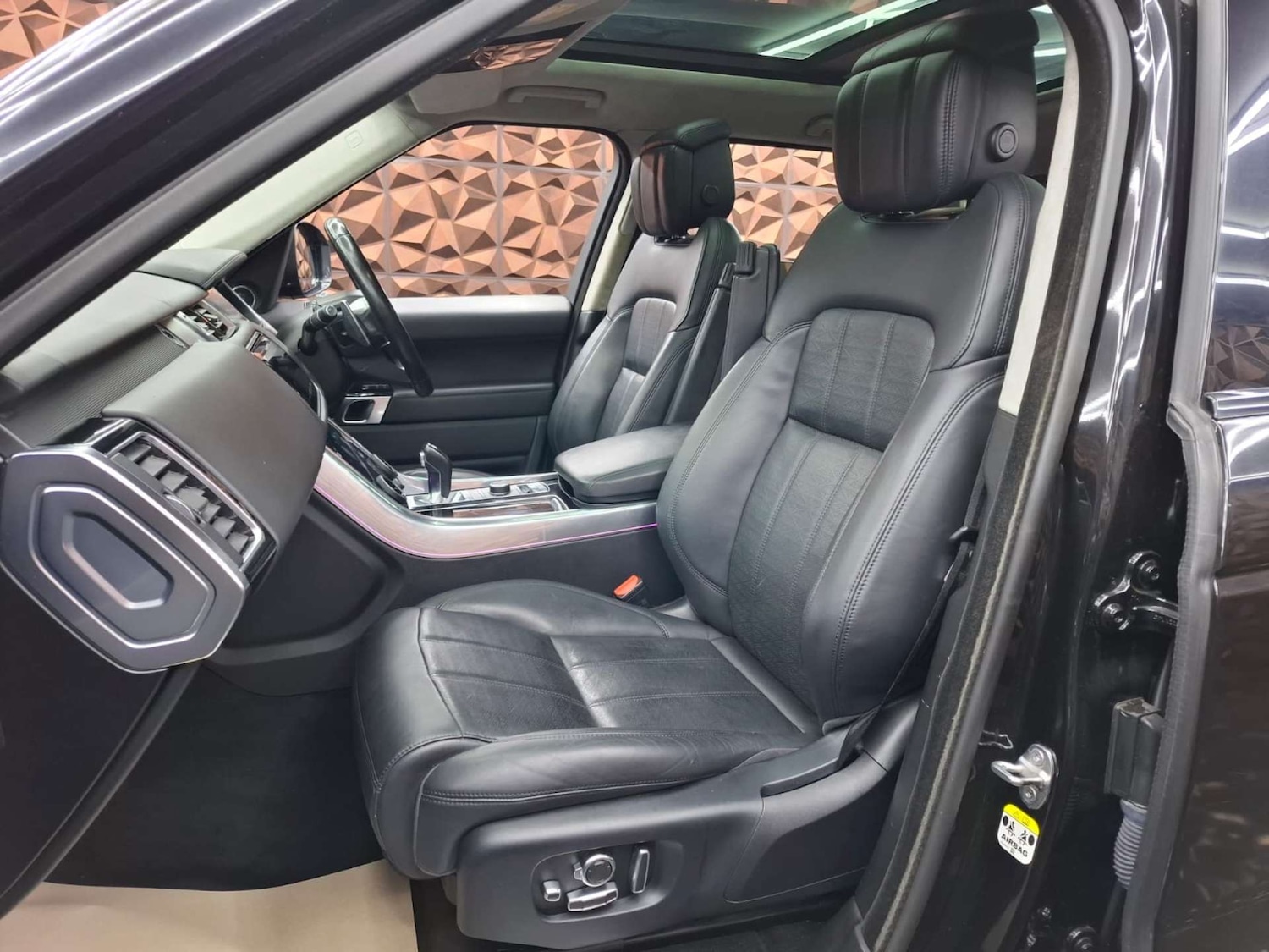 Used Land Rover Range Rover Sport 2018 for sale - 77151331: Photo 12