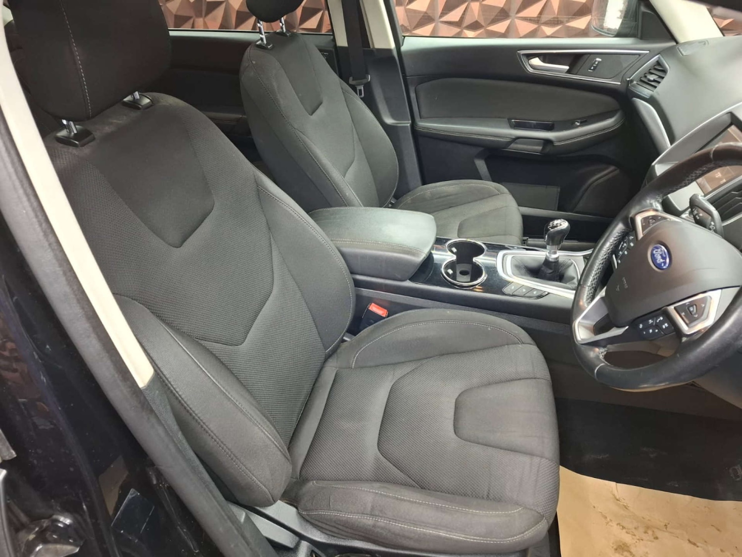 Used Ford S-Max 2015 for sale - 76921379: Photo 14