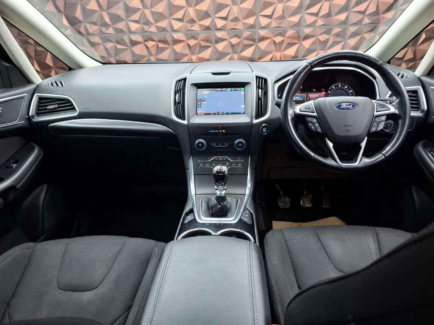 Used Ford S-Max 2015 for sale - 76921379: Photo 27