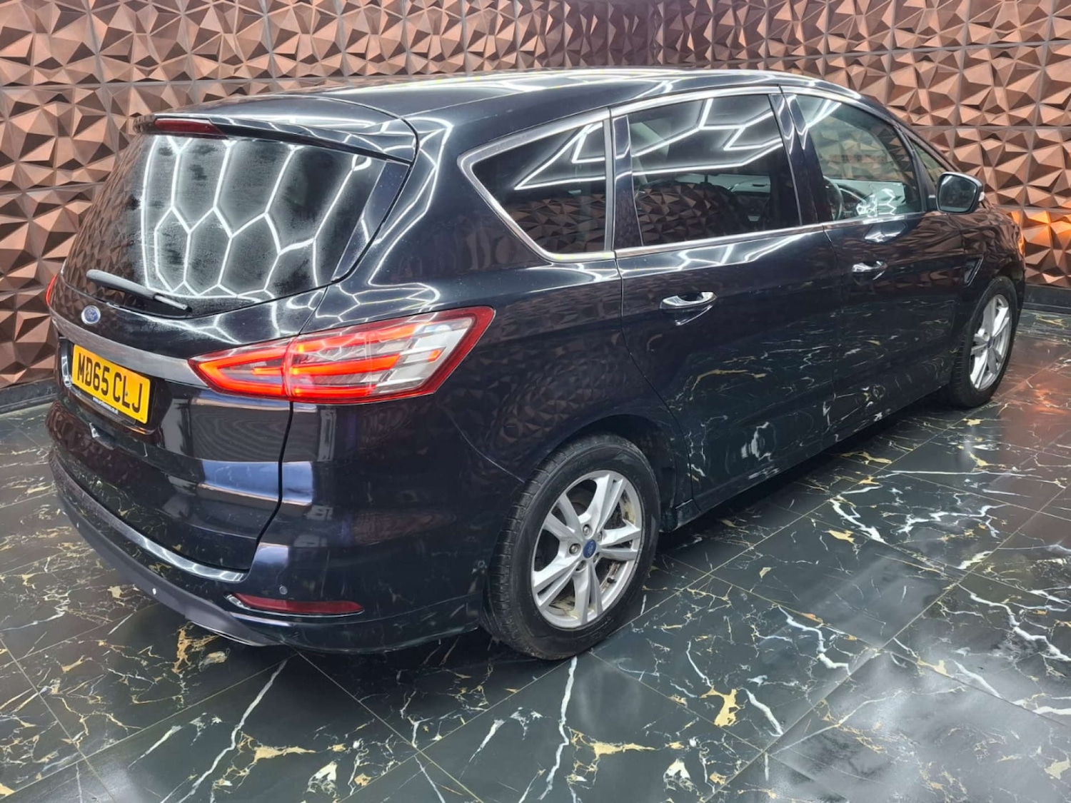 Used Ford S-Max 2015 for sale - 76921379: Photo 44