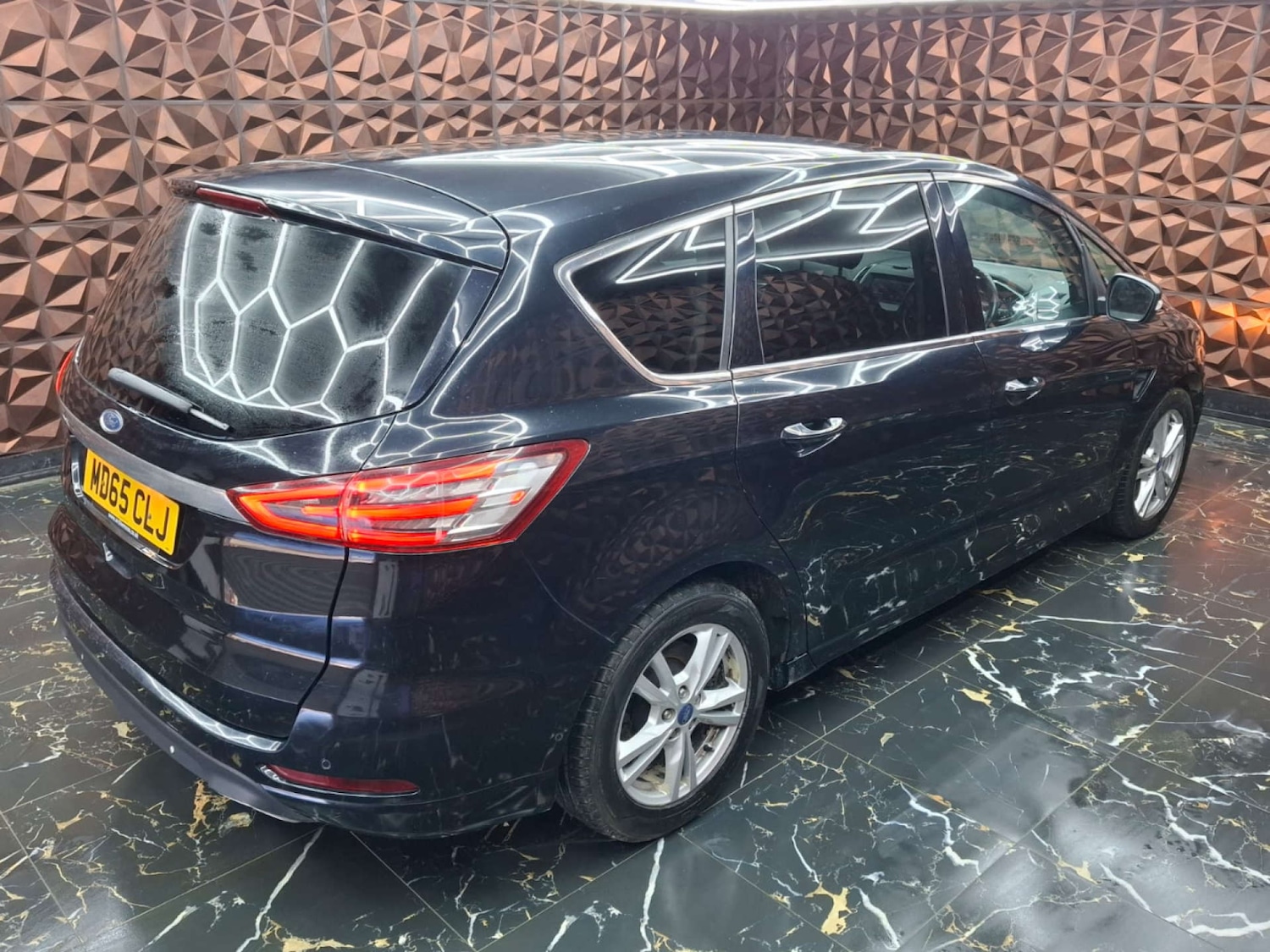 Used Ford S-Max 2015 for sale - 76921379: Photo 46