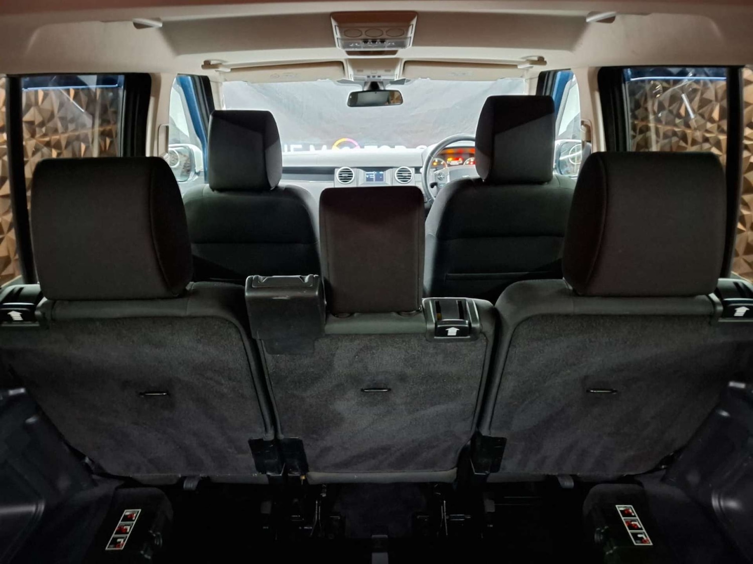 Used Land Rover Discovery 2014 for sale - 77151180: Photo 21