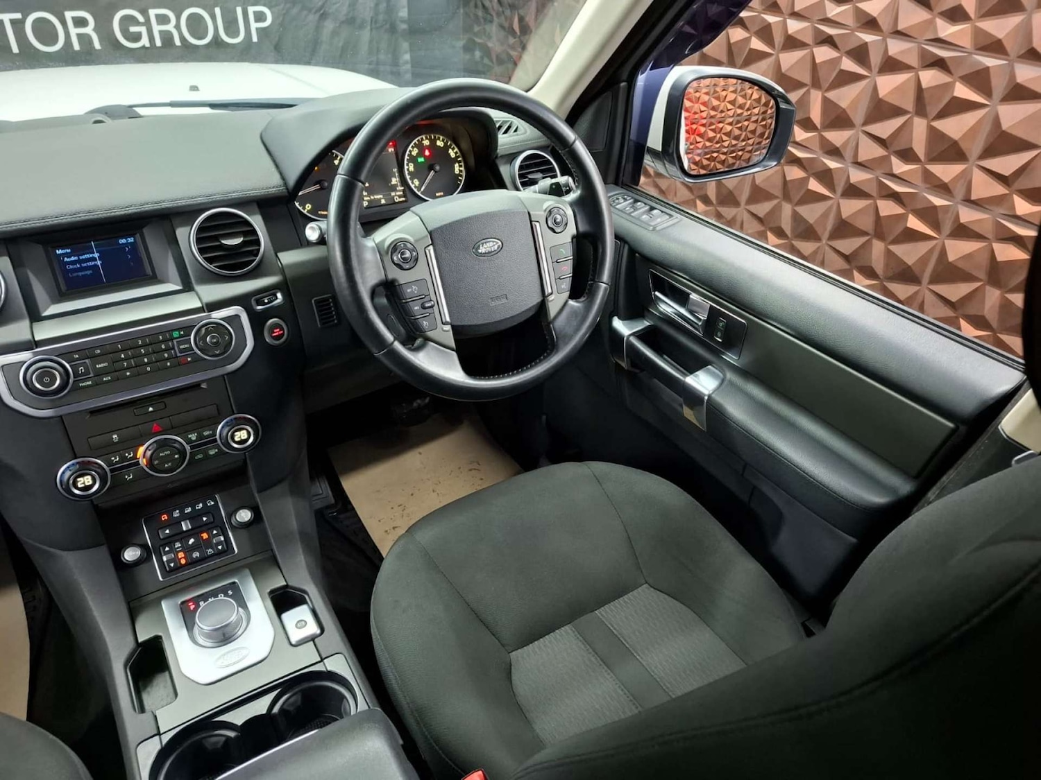 Used Land Rover Discovery 2014 for sale - 77151180: Photo 23