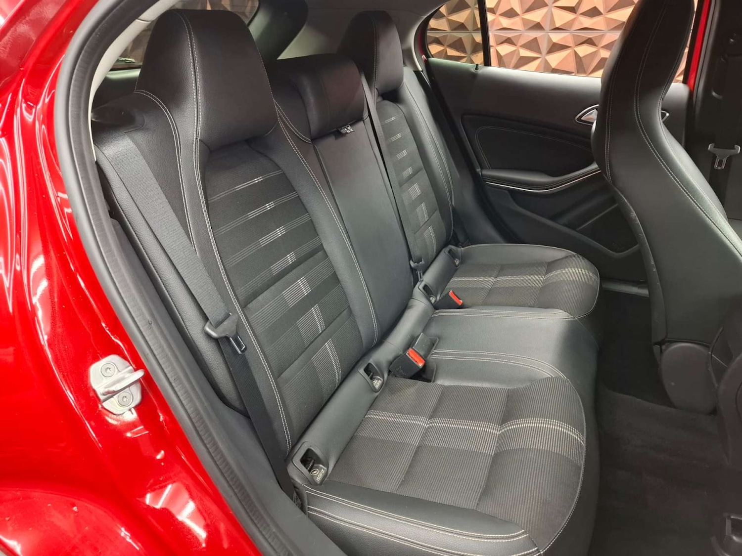 Used Mercedes-Benz GLA 2018 for sale - 76921297: Photo 13