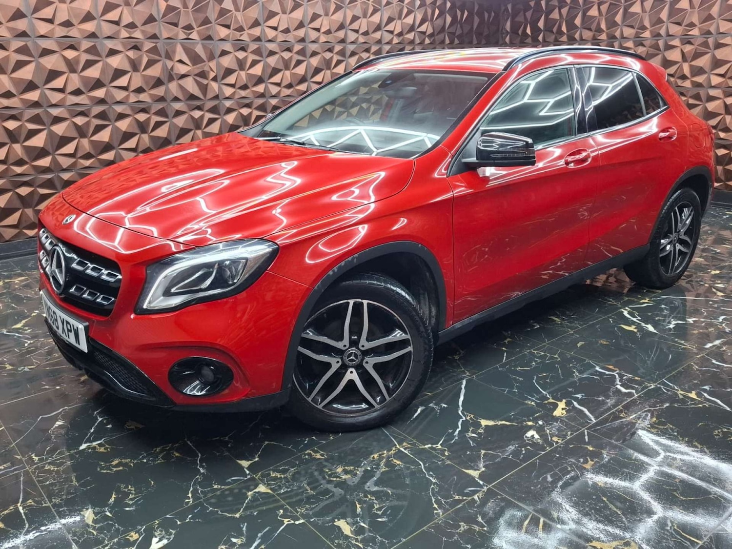 Used Mercedes-Benz GLA 2018 for sale - 76921297: Photo 4