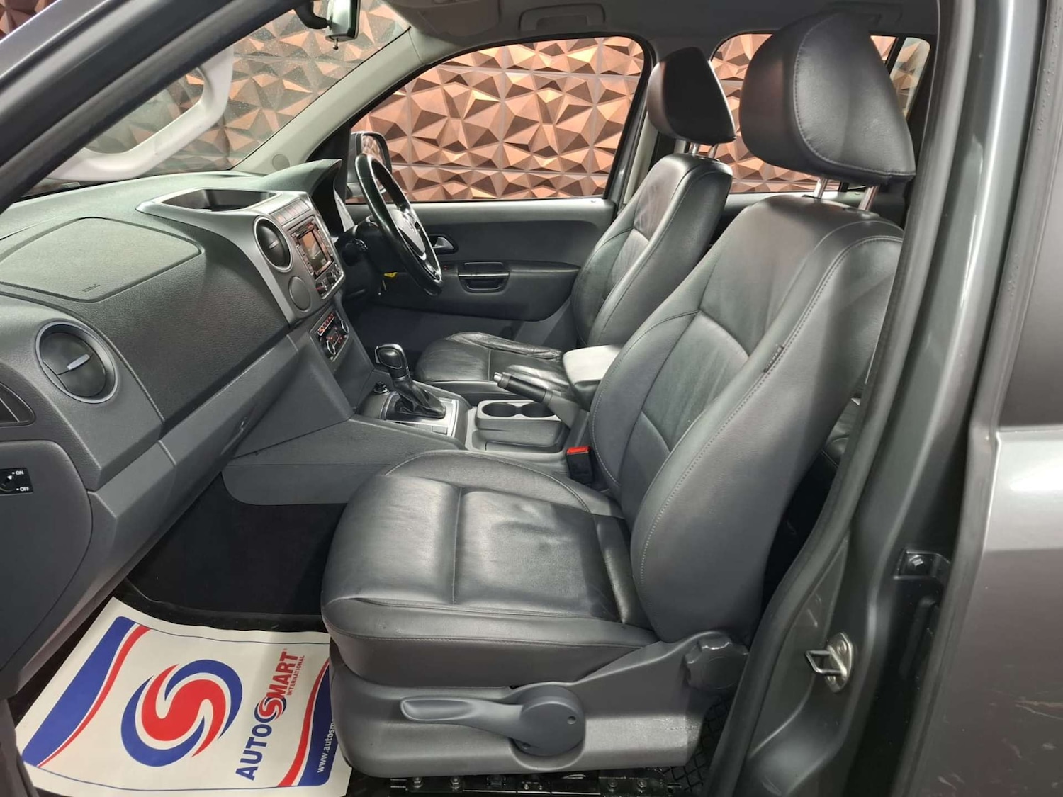 Used Volkswagen Amarok 2015 for sale - 76921323: Photo 14