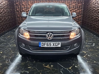 Used Volkswagen Amarok 2015 for sale - 76921323: Photo