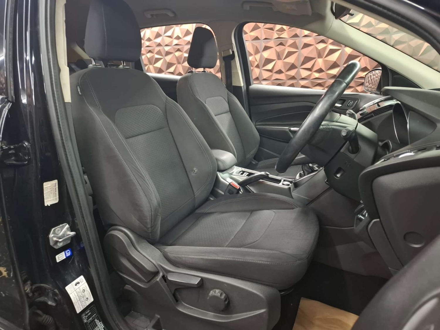 Used Ford Kuga 2017 for sale - 76921523: Photo 14