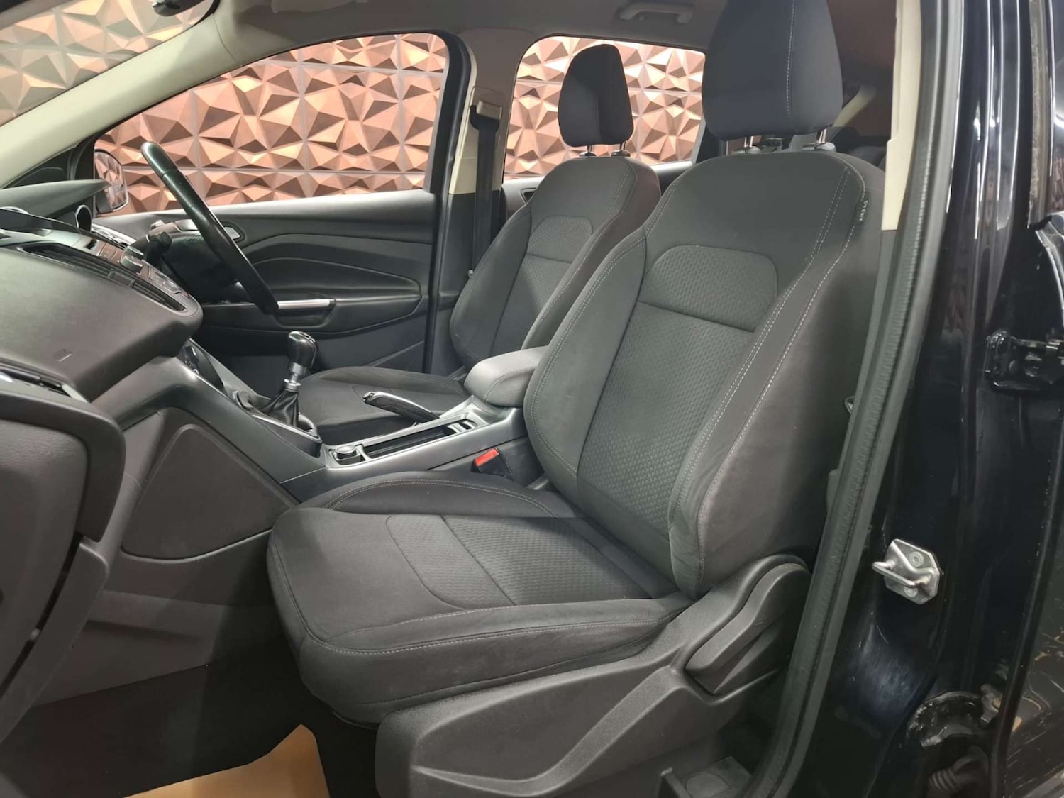 Used Ford Kuga 2017 for sale - 76921523: Photo 18