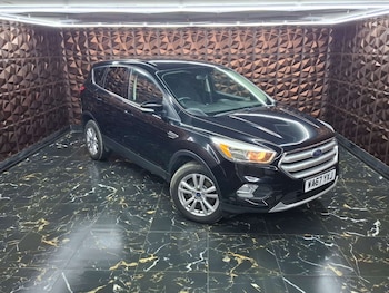 Used Ford Kuga 2017 for sale - 76921523: Photo