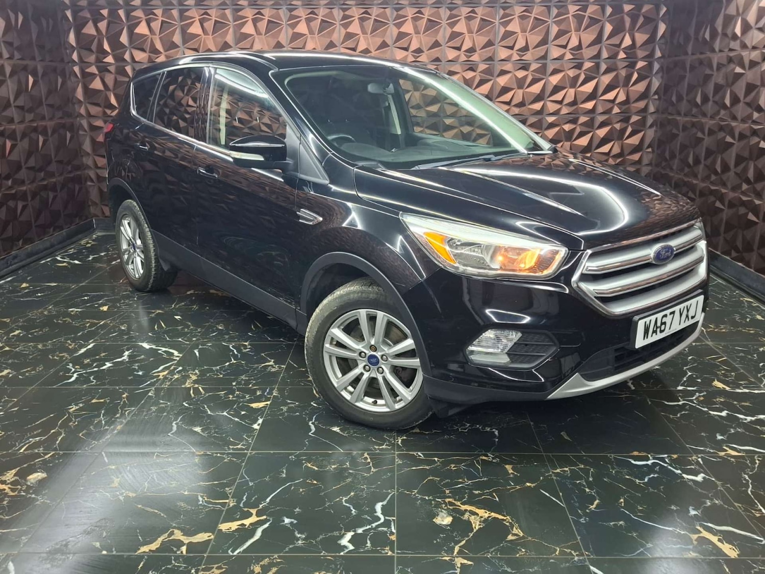 Used Ford Kuga 2017 for sale - 76921523: Photo 2