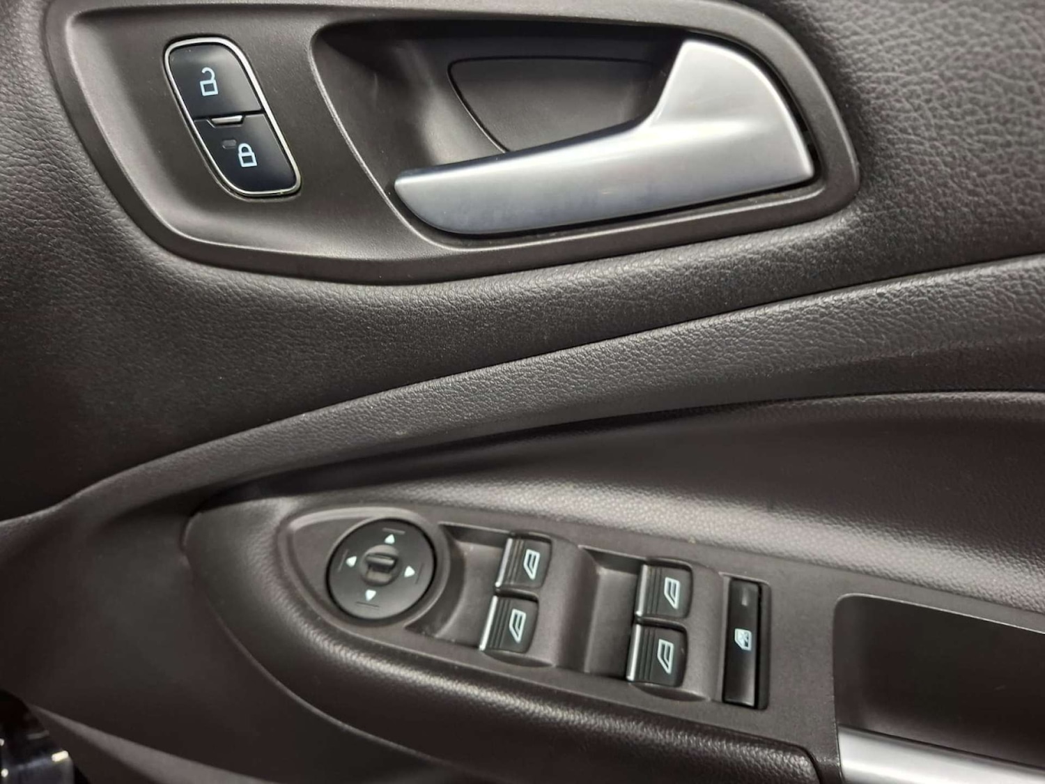 Used Ford Kuga 2017 for sale - 76921523: Photo 22