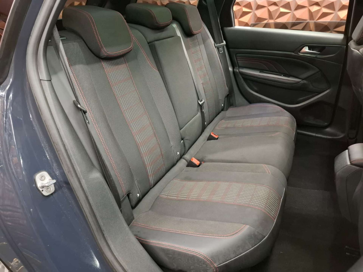 Used Peugeot 308 2019 for sale - 77151206: Photo 13