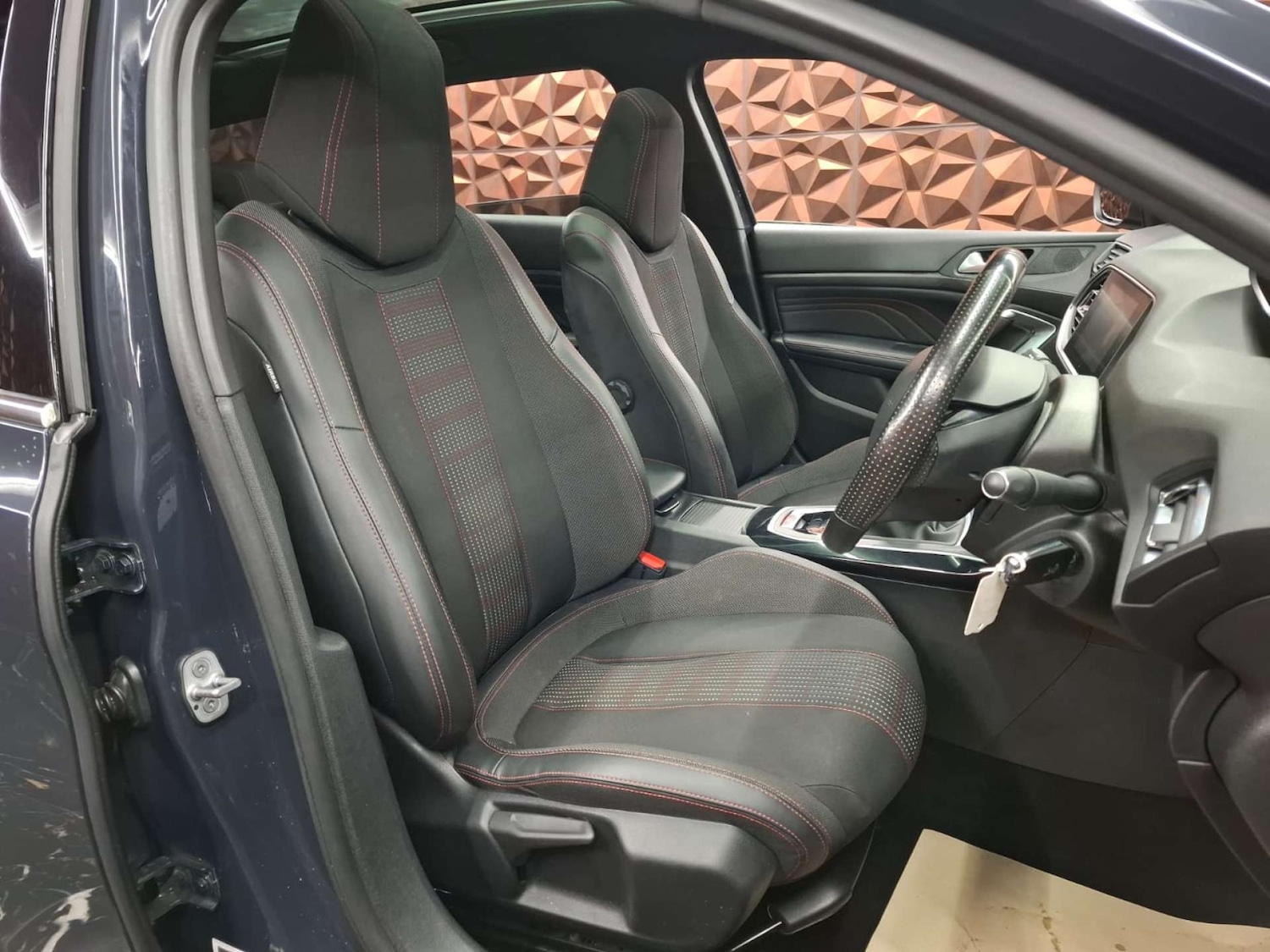 Used Peugeot 308 2019 for sale - 77151206: Photo 7