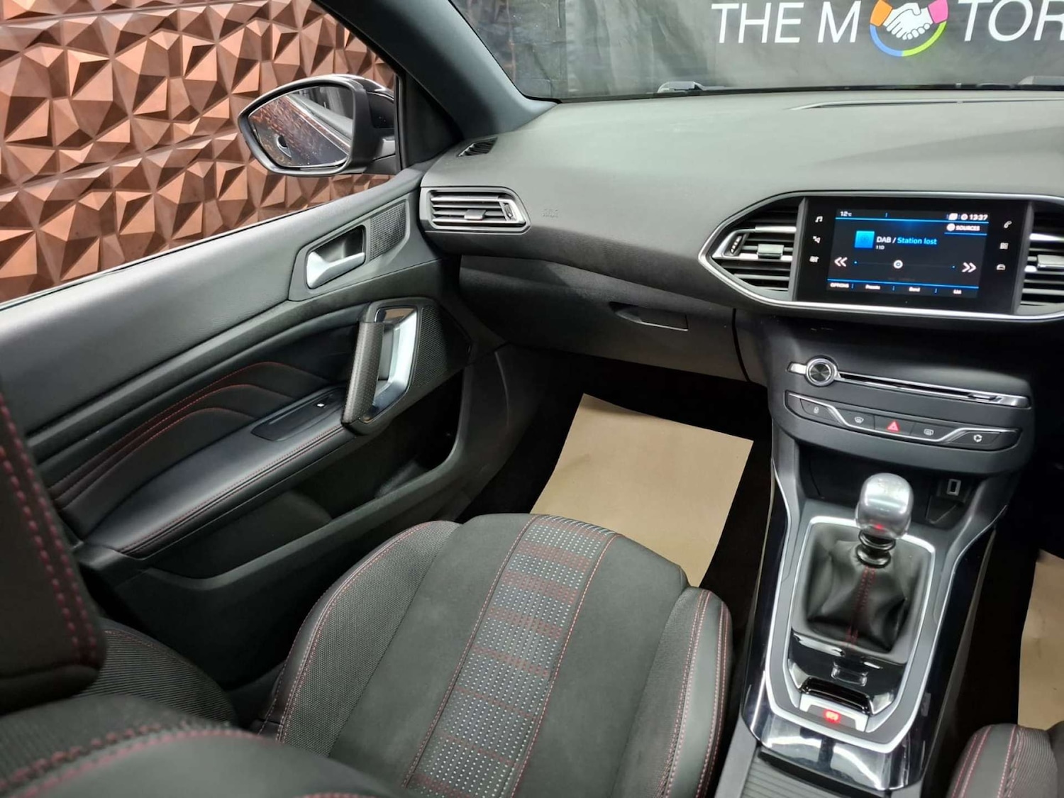 Used Peugeot 308 2019 for sale - 77151206: Photo 9