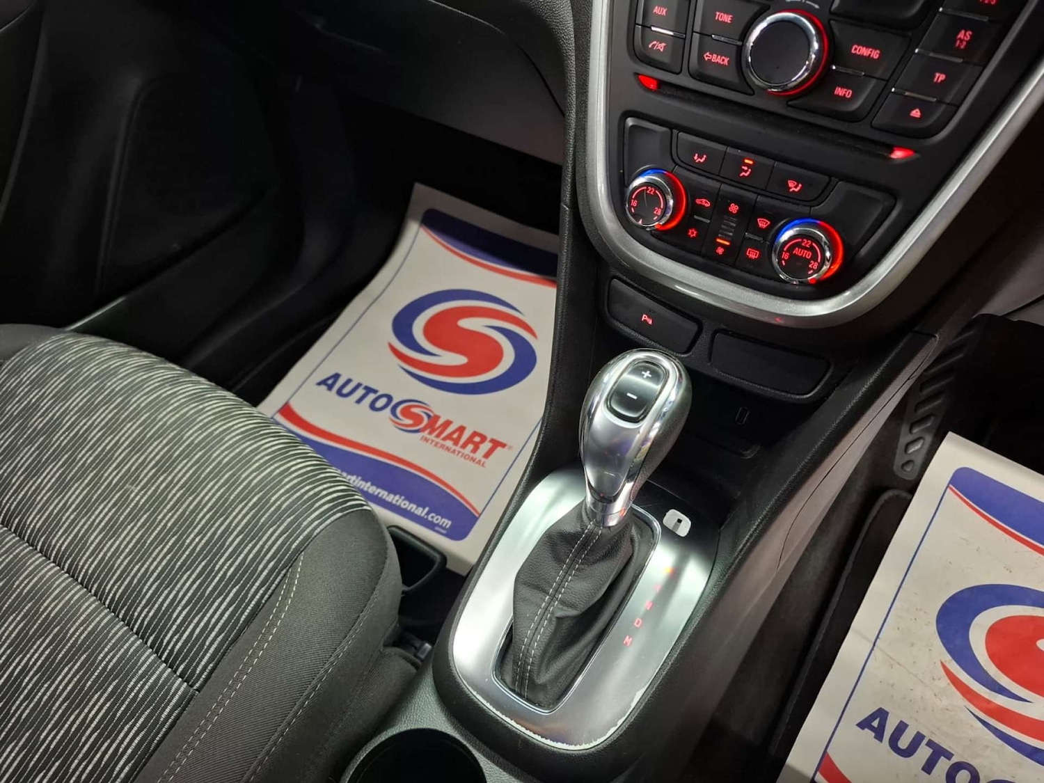 Used Vauxhall Mokka 2016 for sale - 77151196: Photo 10