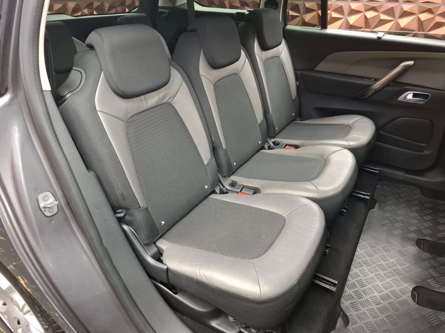 Used Citroen C4 2019 for sale - 77151212: Photo 12