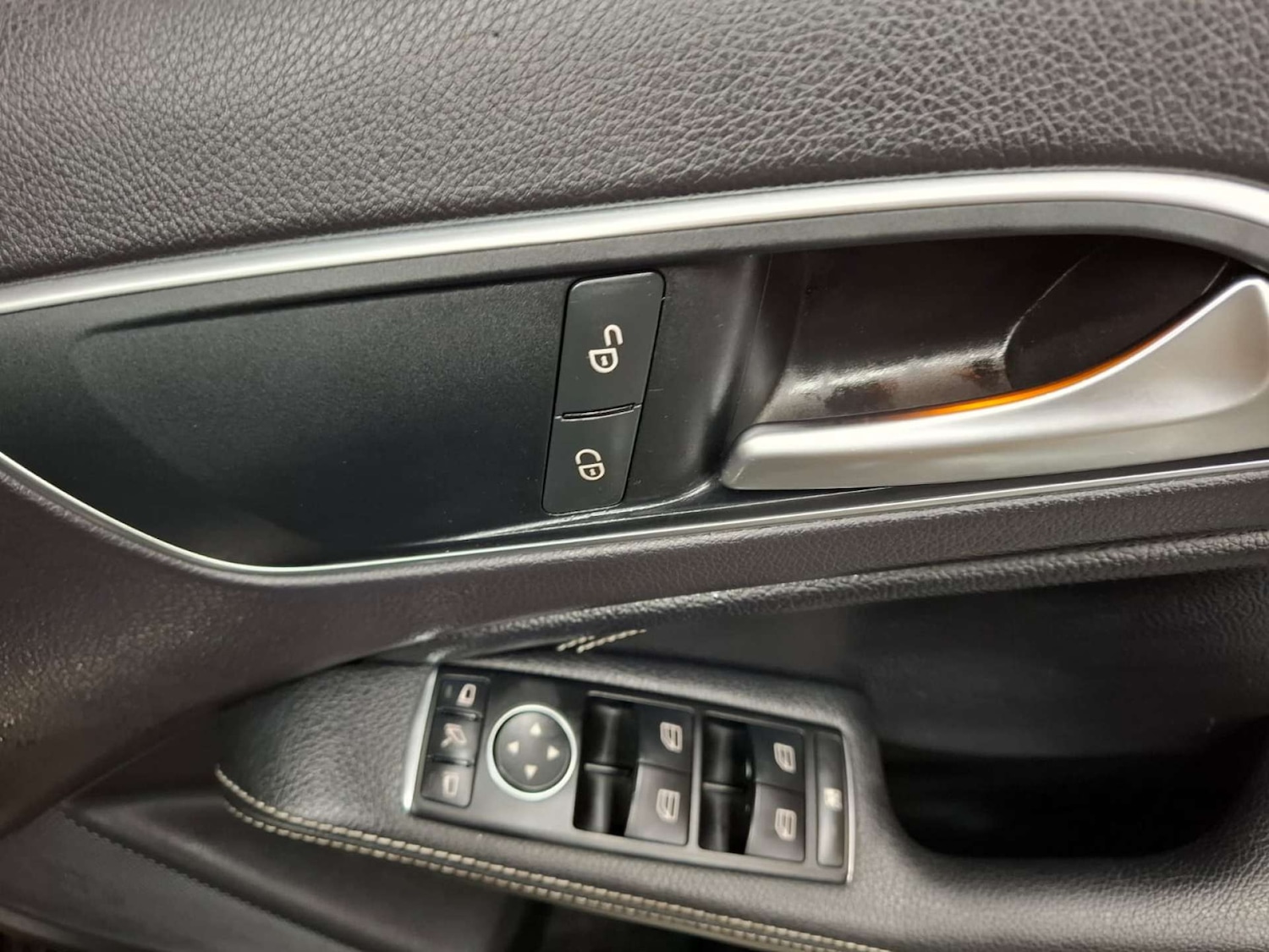 Used Mercedes-Benz A-Class 2015 for sale - 76921385: Photo 17