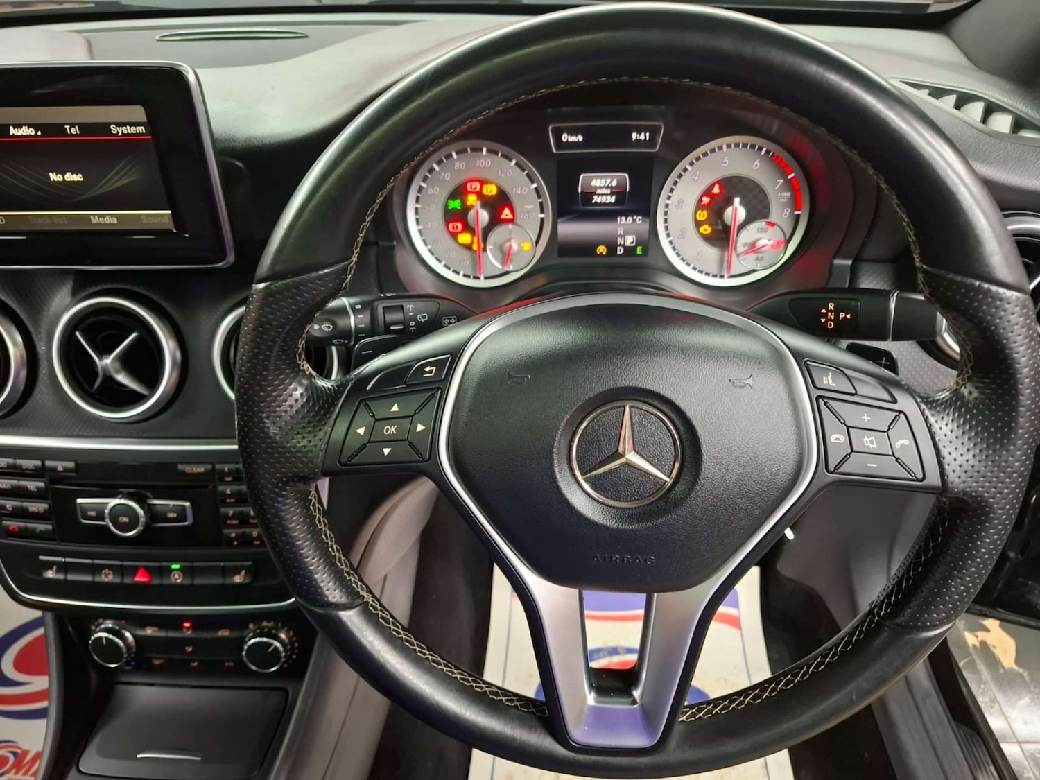 Used Mercedes-Benz A-Class 2015 for sale - 76921385: Photo 20