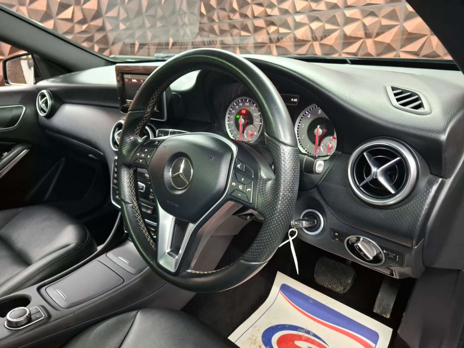 Used Mercedes-Benz A-Class 2015 for sale - 76921385: Photo 21