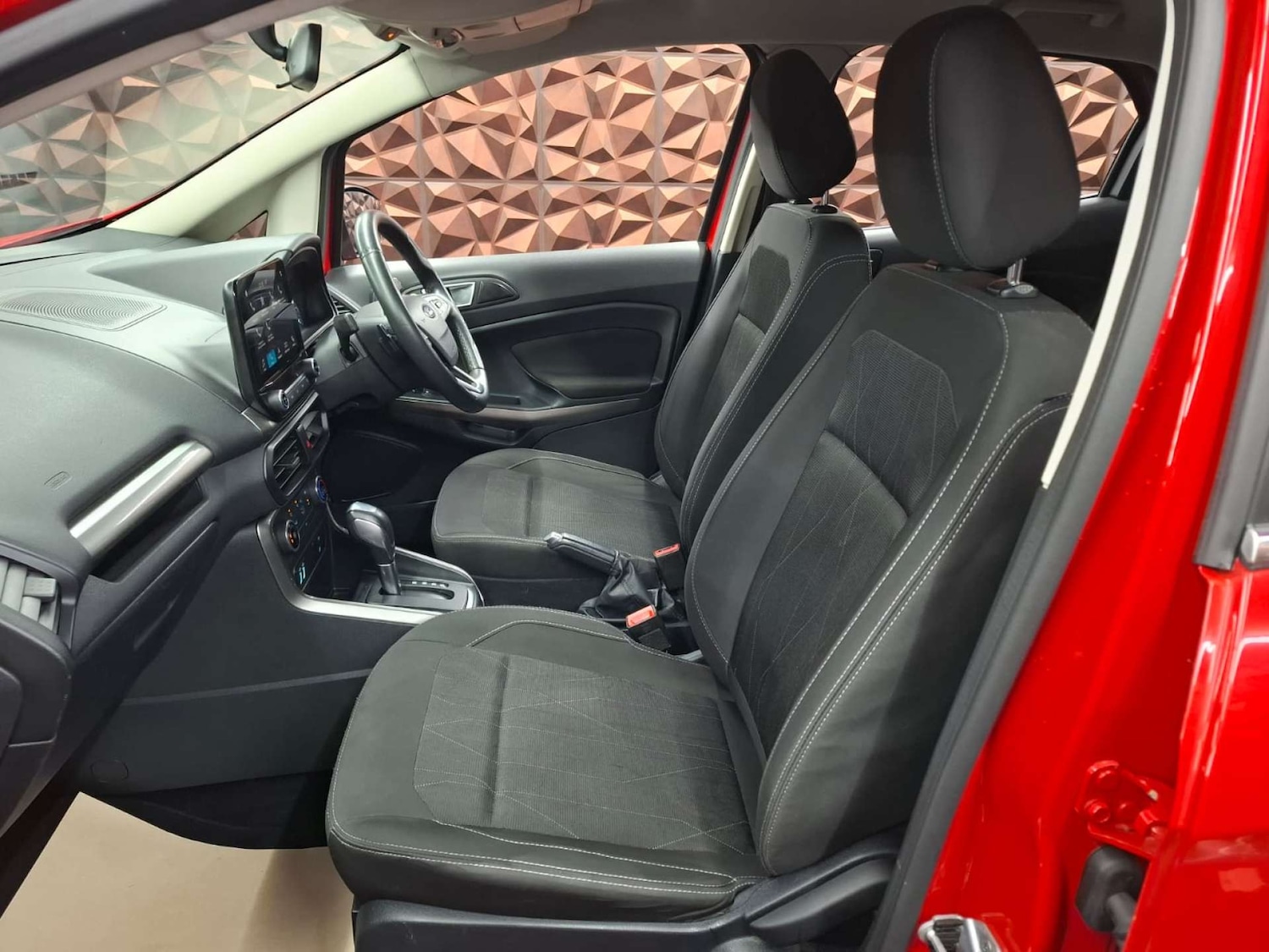 Used Ford Ecosport 2018 for sale - 76921298: Photo 12