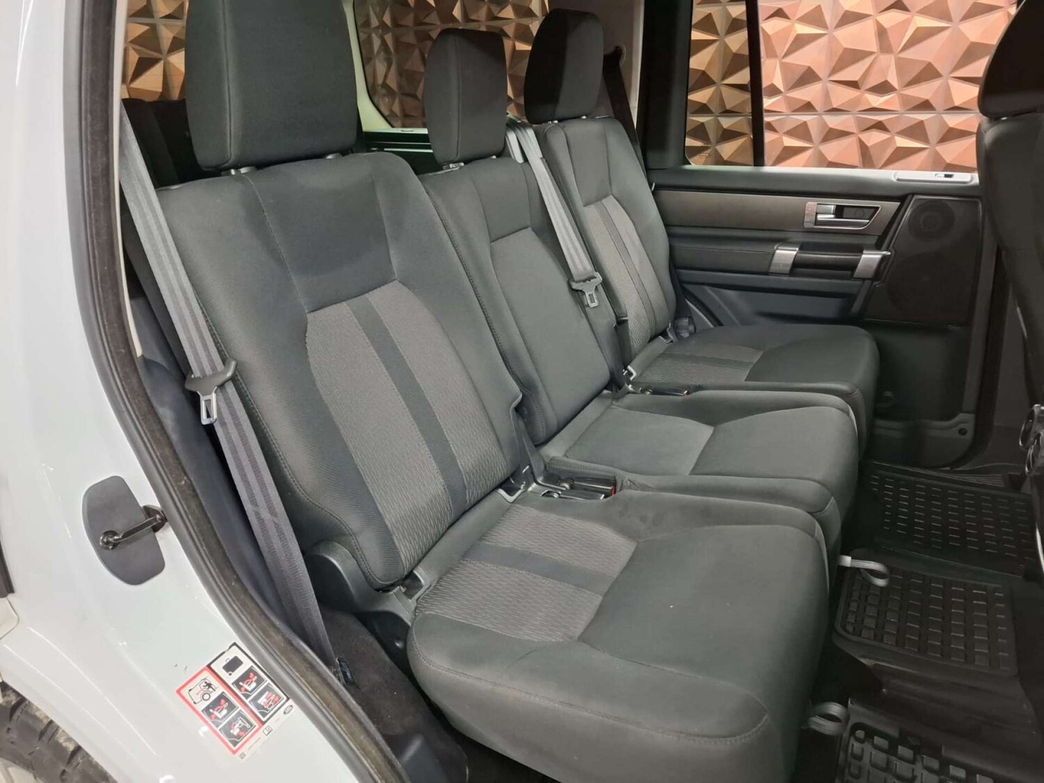 Used Land Rover Discovery 2014 for sale - 76921345: Photo 14