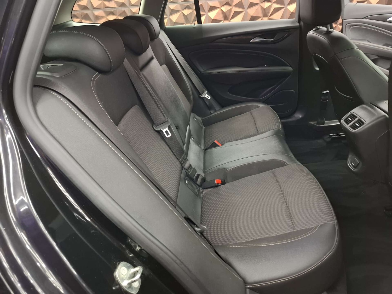 Used Vauxhall Insignia 2017 for sale - 77803634: Photo 12