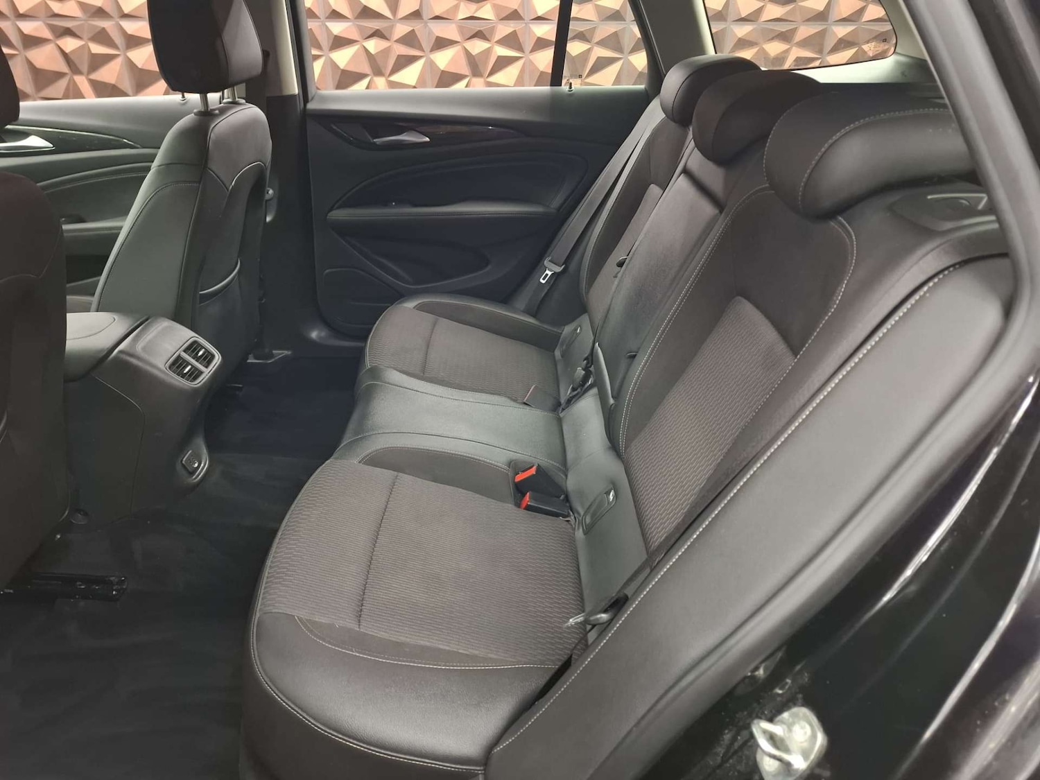 Used Vauxhall Insignia 2017 for sale - 77803634: Photo 16